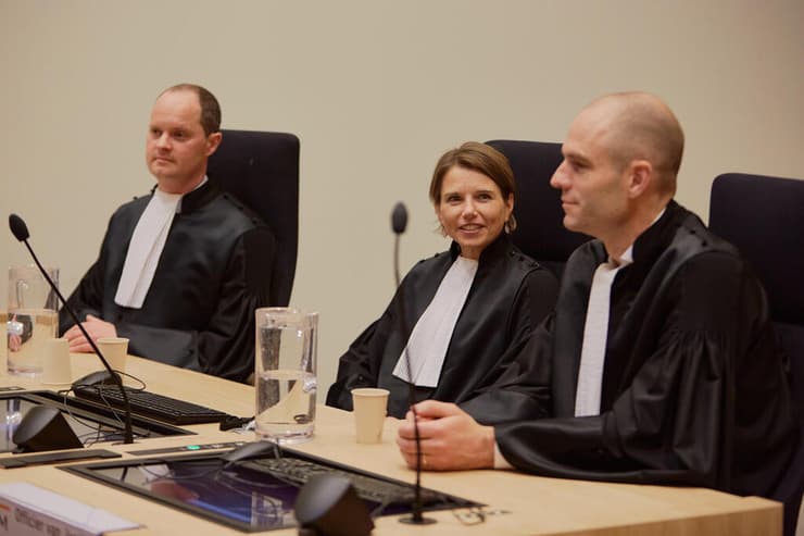 בית משפט ב הולנד גזר מאסר עולם ב היעדרם על שני סוכנים רוסים ו אוקראיני הפלת המטוס המלזי טיסה MH70 ב דונבאס