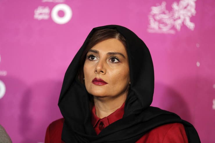 הנגמה גדיאני שחקנית קולנוע איראן נעצרה הסירה חיג'אב תמיכה במפגינים