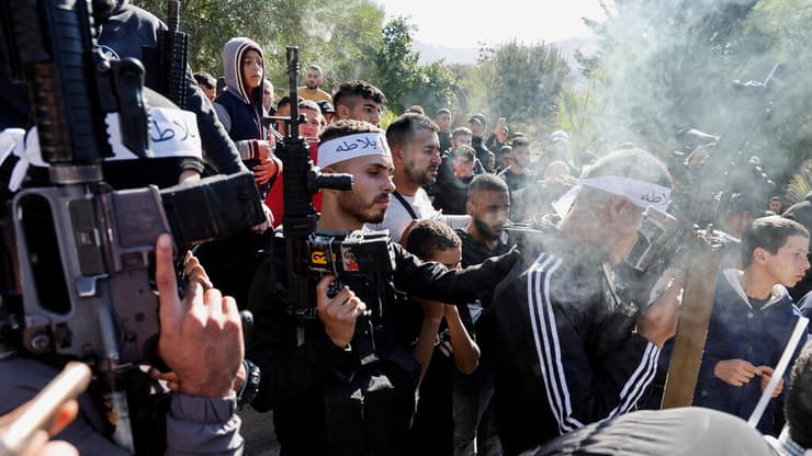 הלוויה בשכם