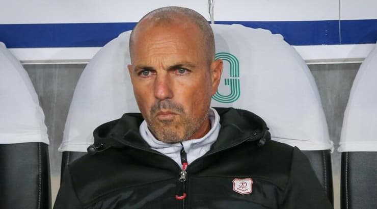 זיו אריה (אורן בן חקון) זיו אריה