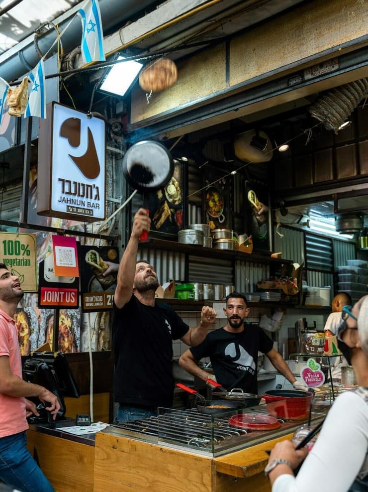 מופע המלאווח המעופף (צילום: דוד מויאל) ג'חנון בר