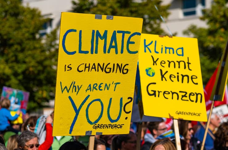 גרמניה פעילי פעילים אקלים איכות הסביבה הפגנות הפגנה מפגינים