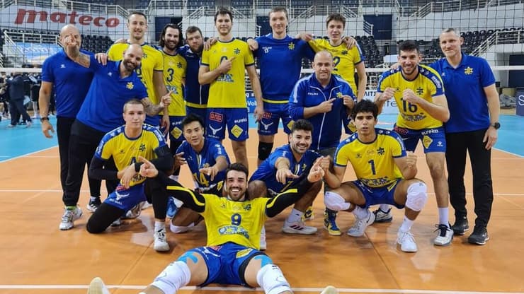 שחקני מכבי ת"א (צילום: רינת ורדי) מכבי ת"א