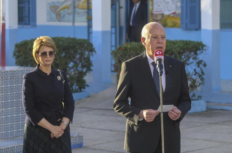 תוניסיה בחירות ל פרלמנט רק 8.8% הנשיא קייס סעיד אחרי שהצביע