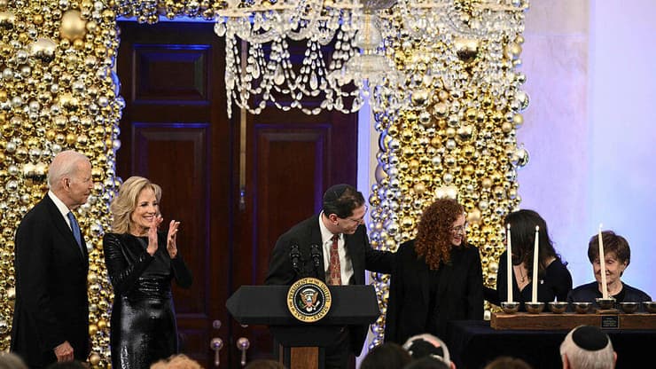 נשיא ארה"ב ג'ו ביידן טקס נרות חנוכה הבית הלבן