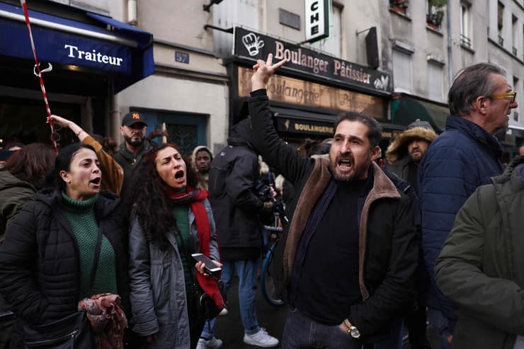הפגנות לאחר הפיגוע בפריז