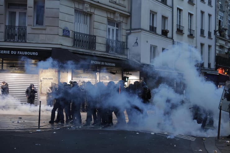 מהומות בפריז