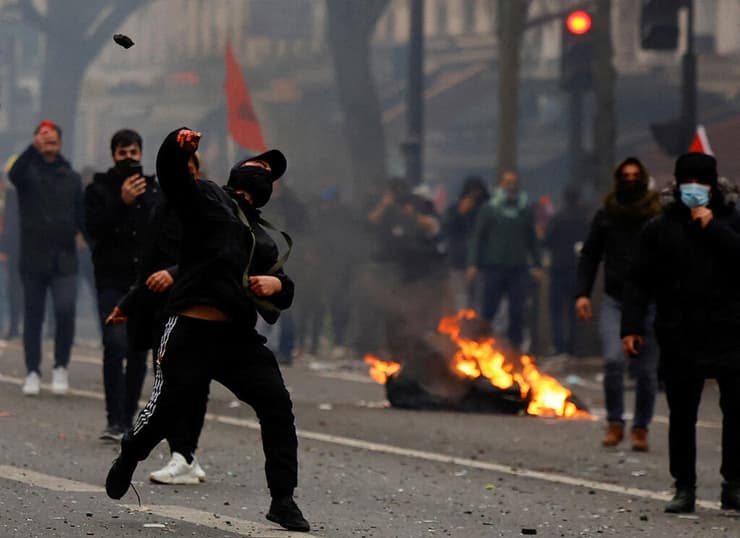 צרפת פריז מהומות אחרי ה ירי נגד ה כורדים 