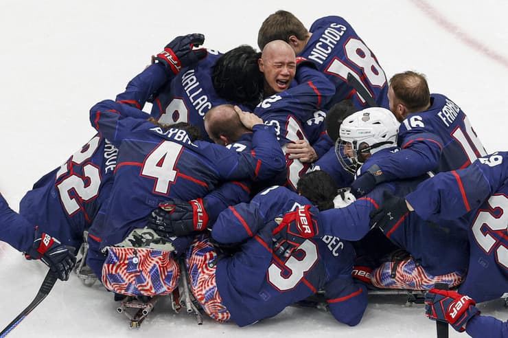 תמונות השנה בספורט 2022 הוקי קרח אולימפיאדת החורף