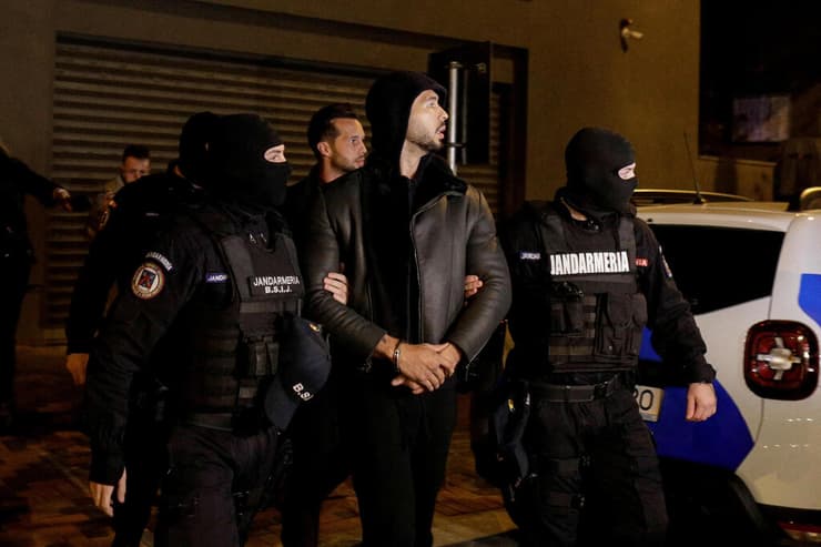 רומניה מעצרו של אנדרו טייט