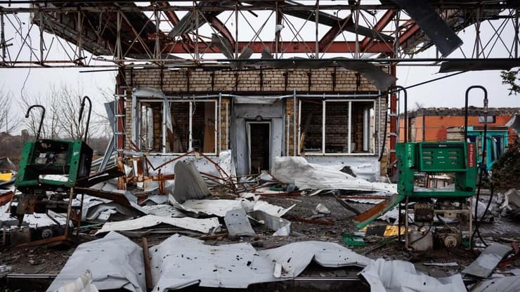 הרוסים לא חוששים לפגוע בבתי חולים. הרס בחרסון (צילום: זיו קורן) בית החולים בעיר חרסון באוקראינה