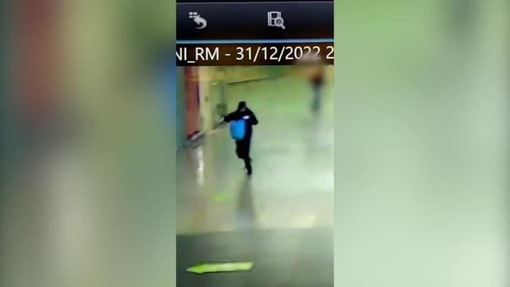 תיעוד דקירת הישראלית ברומא