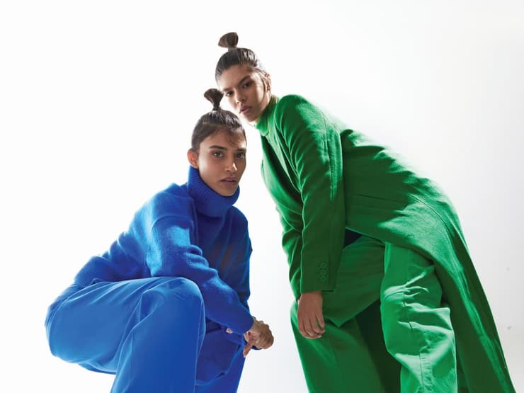 דניאל עובדיה ושירי עובדיה מצטלמות להפקת אופנה חורפית צבעונית