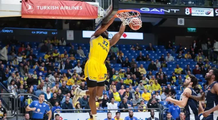 ג'וש ניבו עם דאנק (איציק בלניצקי) ג'וש ניבו עם דאנק