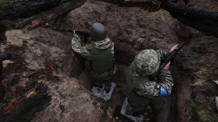 חיילים אוקראינים בעת המלחמה באוקראינה