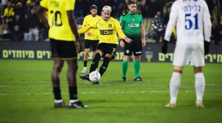 ירדן שועה בועט