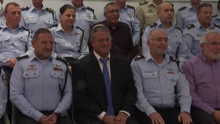 השר לביטחון לאומי איתמר בן גביר בביקור במטה הארצי של משטרת ישראל