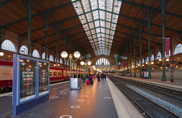 צרפת תחנת הרכבת גאר דו נור פריז
