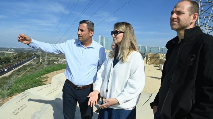 ראשת עיריית לבוב במפגש עם עובדות סוציאליות בשדרות, עוטף עזה