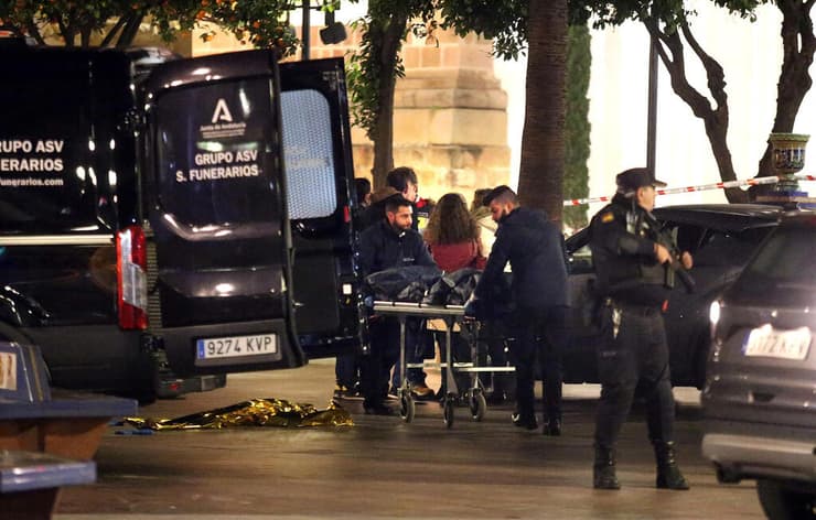 ספרד אלחסיראס זירת רצח חשד ל פיגוע טרור כנסייה