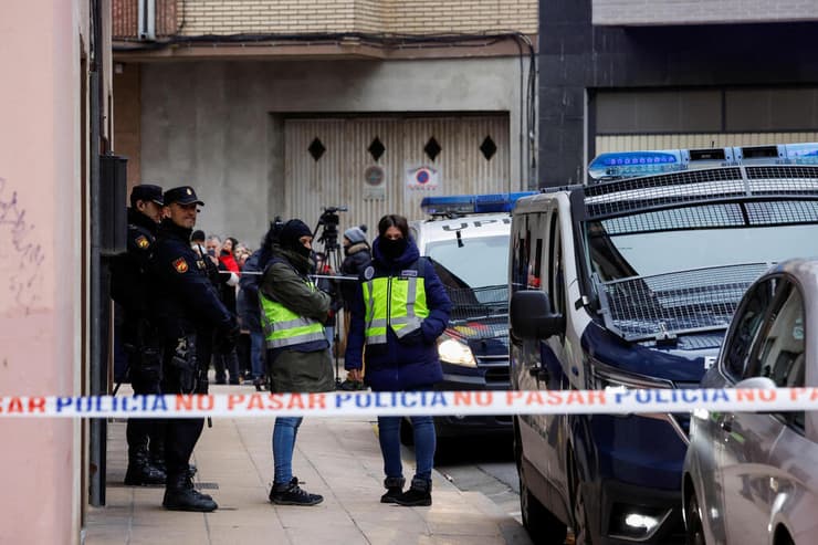 ספרד חשוד נעצר בשליחת מעטפות נפץ