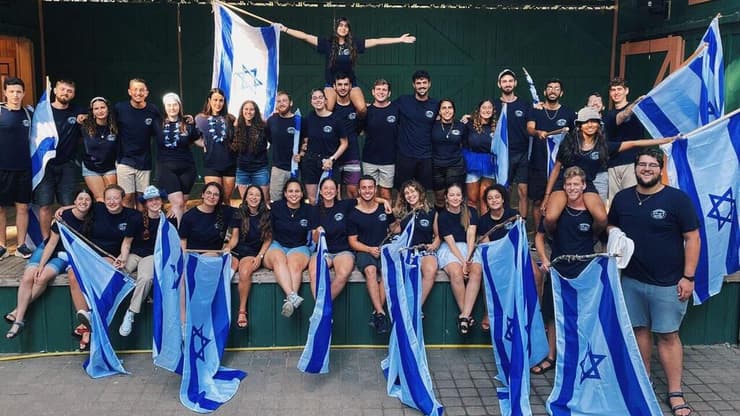 שליחי הסוכנות היהודית מארגנים את יום ישראל במחנה ״רמה דרום״