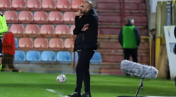 אדם האדיה (שחר גרוס) אדם האדיה