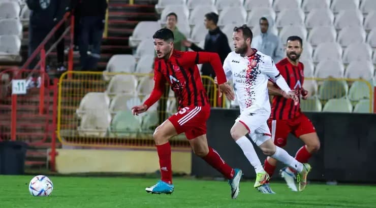 אדר אוואט בפעולה (שחר גרוס) אדר אוואט בפעולה