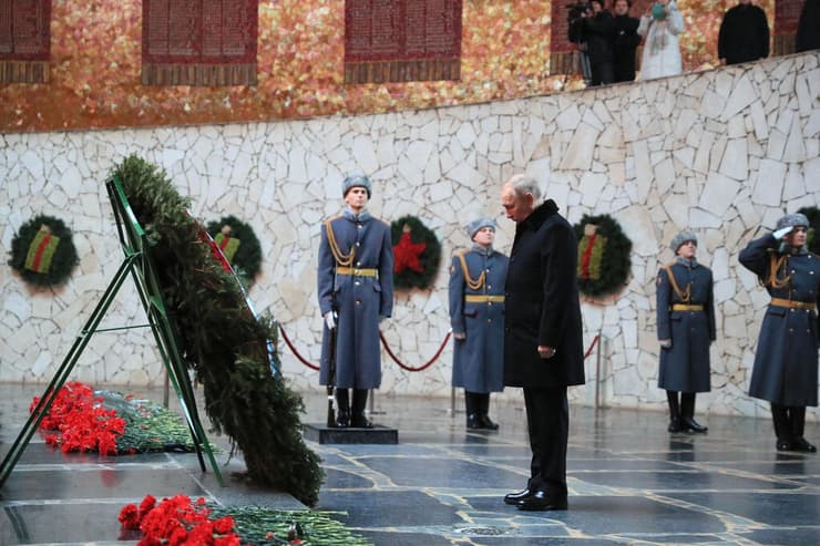 נשיא רוסיה ולדימיר פוטין בעיר וולגוגרד 80 שנה לניצחון בקרב על סטלינגרד