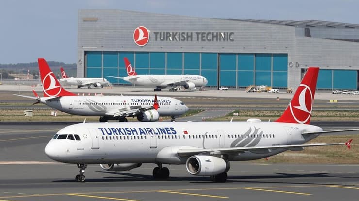 מטוסים של חברת טורקיש איירליינס בנמל התעופה באיסטנבול, ארכיון