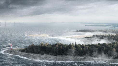 חצי אי בדמות שובר גלים עצום: לונטהולם