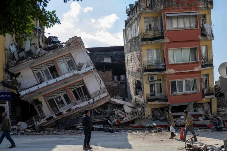 ההרס ב הטאי טורקיה רעידת אדמה רעש
