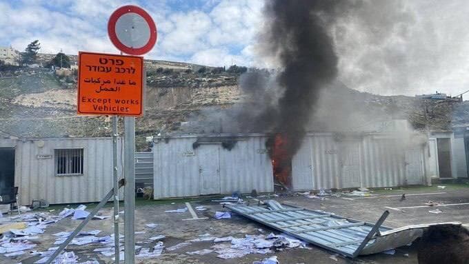 שריפת משרדי עיריית ירושלים בשכונת ג'בל מוכבר