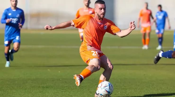 עדן דהן בפעולה (שחר גרוס) עדן דהן בפעולה