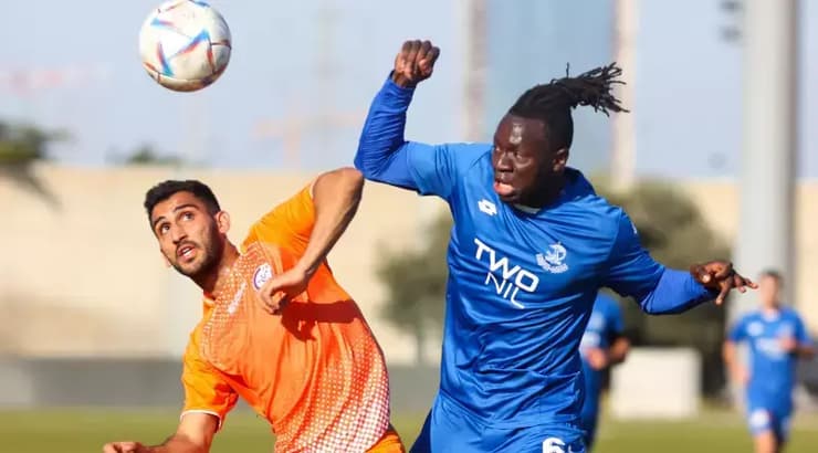 גל קעטבי מול ג׳ימי אלכסיס (שחר גרוס) גל קעטבי מול ג׳ימי אלכסיס