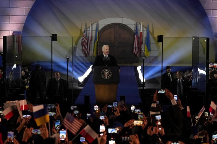 ג'ו ביידן נשיא ארה"ב נאום ורשה פולין