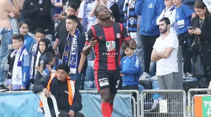 גלאופילו האסלבייניק חוגג