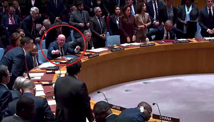 שגריר רוסיה באו"ם קוטע דקת דומייה אוקראינה מועצת הביטחון