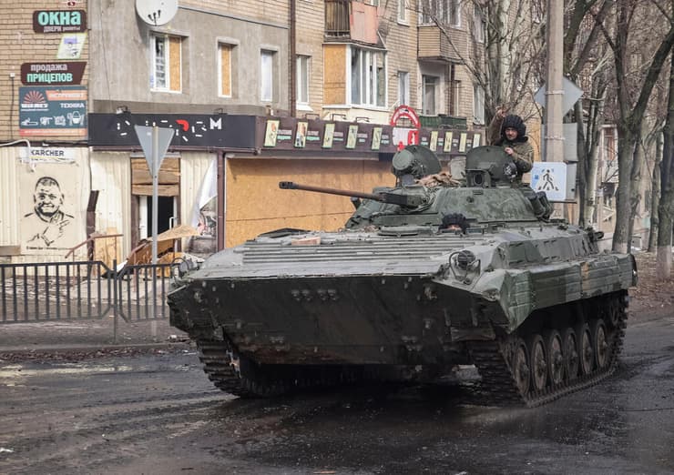 טנק אוקראיני ב בחמוט מלחמה אוקראינה מול רוסיה