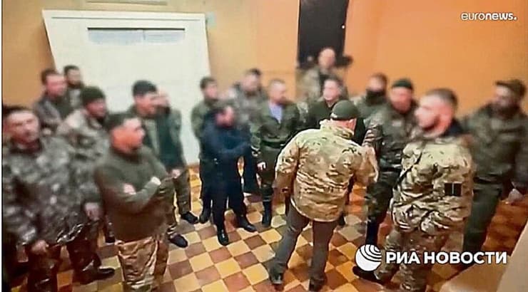 יבגני פריגוז'ין נואם בפני הכוחות שגייס ללחימה באוקראינה