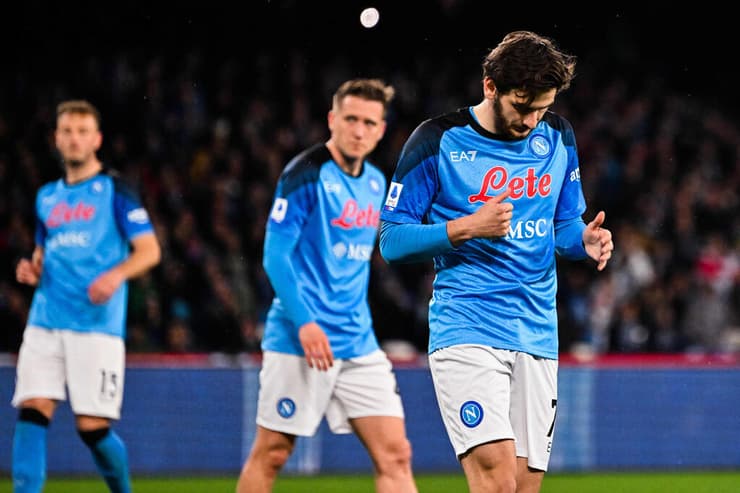 שחקן נאפולי חביצ'ה קברצחליה