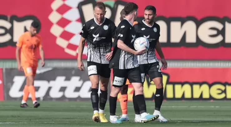 שחקני עירוני טבריה רצים להתחיל מהר