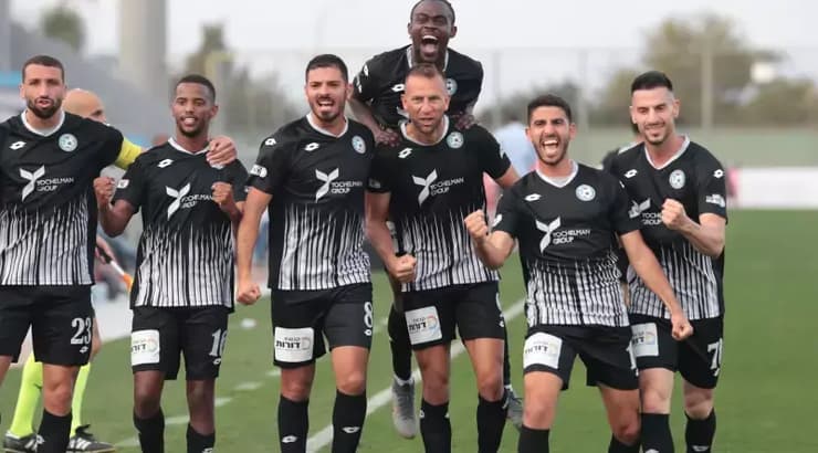 עירוני טבריה בעננים