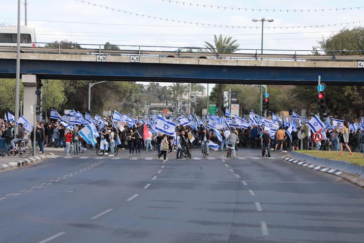 הפגנה בשדרות רוקח, תל אביב