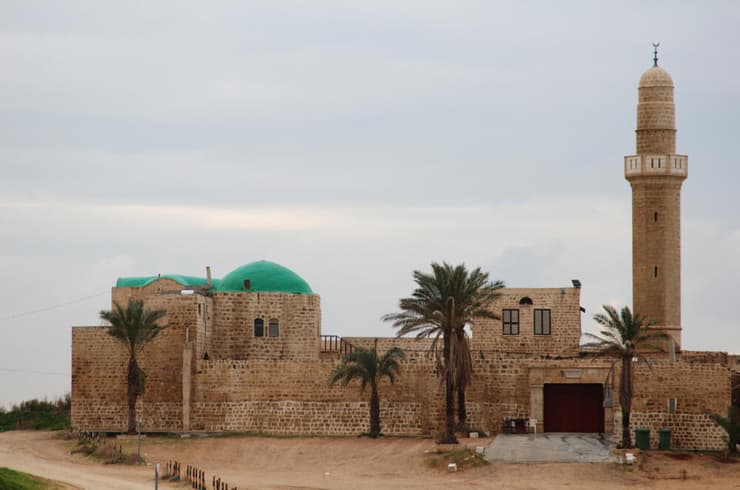 מסגד סידני עלי הרצליה חוף הים