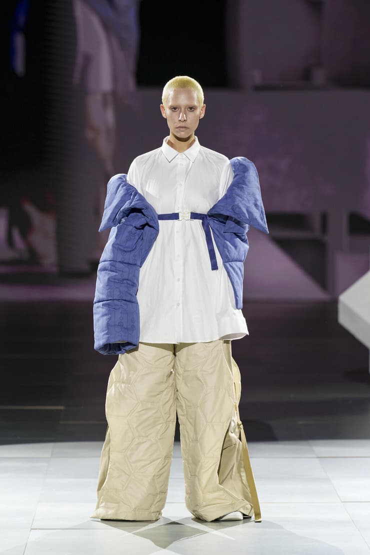 התצוגה של פלסבו בעיצוב רועי דרהי בשבוע האופנה קורנית תל אביב 2023