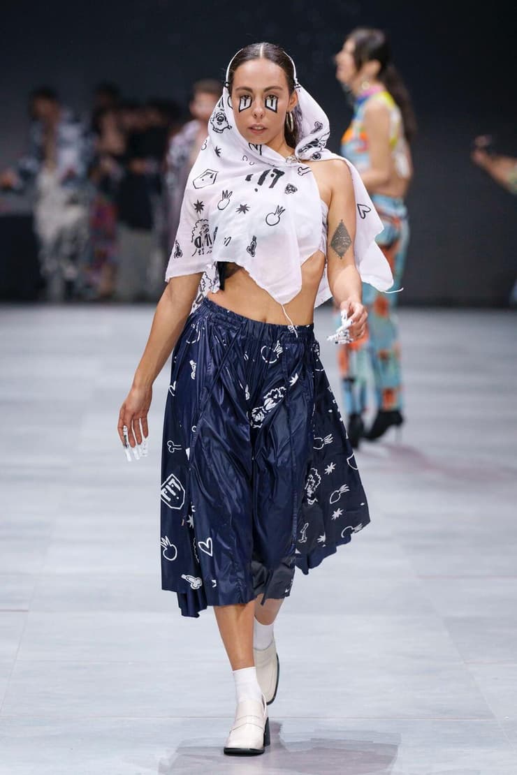 תצוגת האופנה "שובו של דוד: בגדים מהעתיד" של דוד וקסלר בשבוע האופנה קורנית תל אביב, 2023