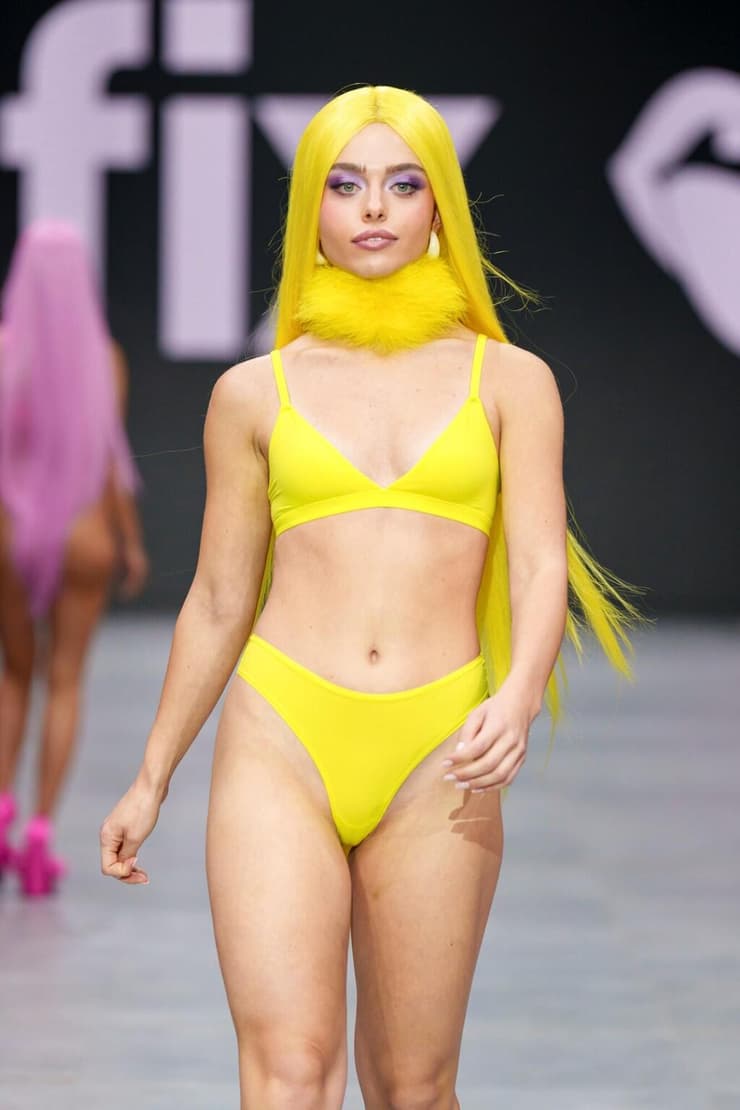 התצוגה של פיקס בשבוע האופנה קורנית תל אביב 2023