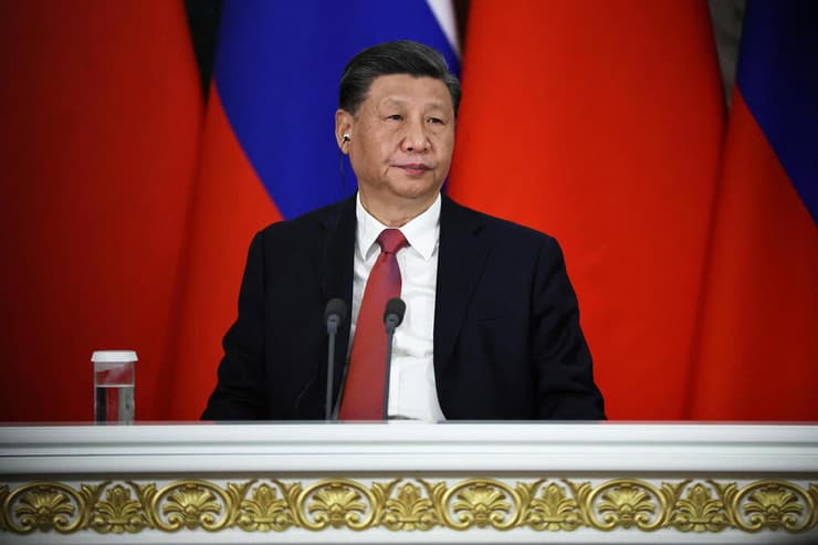 נשיא סין שי ג'ינפינג בטקס חתימה עם נשיא רוסיה פוטין ב קרמלין 