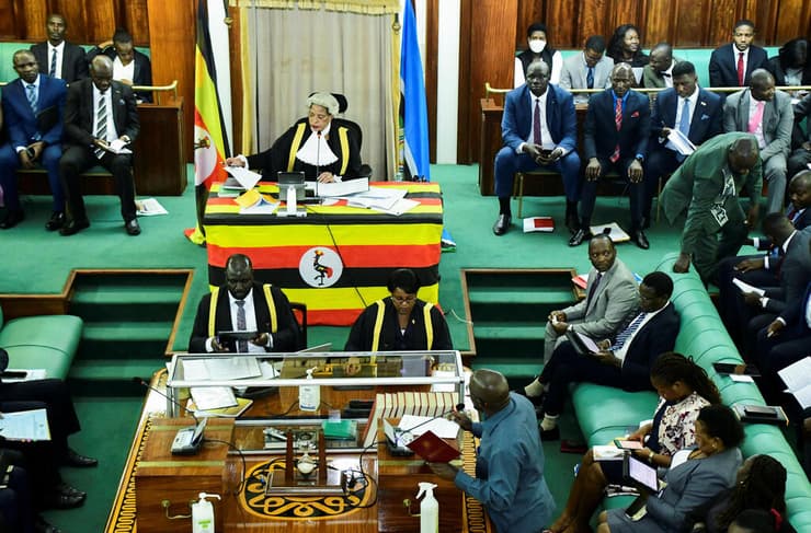הדיון בפרלמנט ב אוגנדה שבו אושר חוק חדש ומחמיר נגד קהילת להט"ב הומוסקסואליות